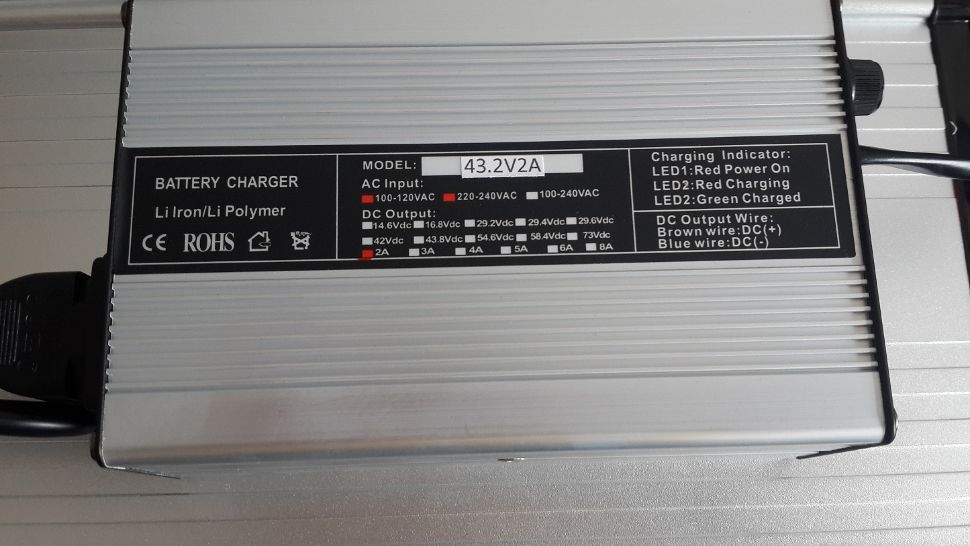Зарядное устройство 43,2v 2A для аккумулятора LiFePo4 36v