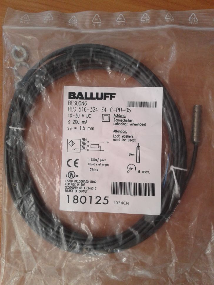 Индуктивный датчик BALLUFF BES 516-324-E4-C-PU-05