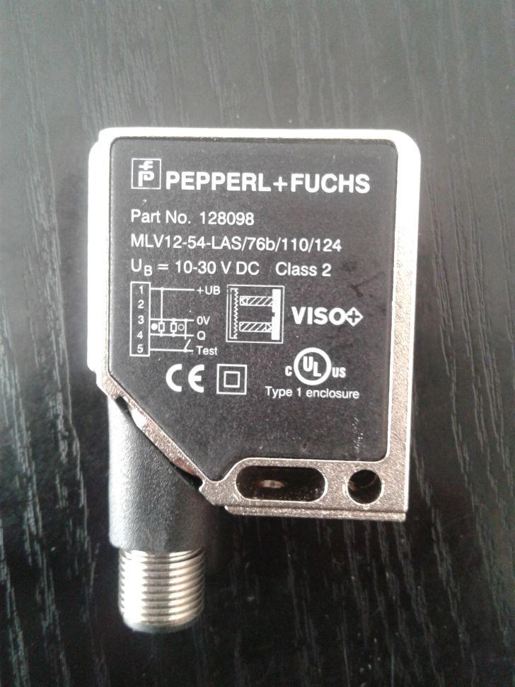 Оптический лазерный рефлекторный датчик Pepperl + Fuchs MLV12-54-LAS/76b/110/124 