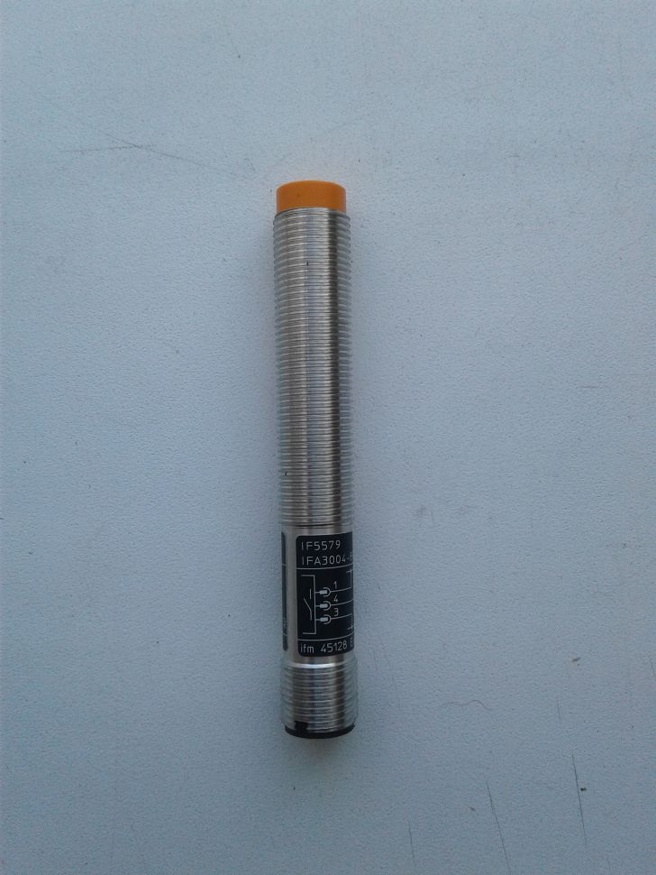 Индуктивный датчик IFM electronic IF5579