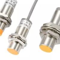 Iндуктивный датчик Fotek TW18-08CB