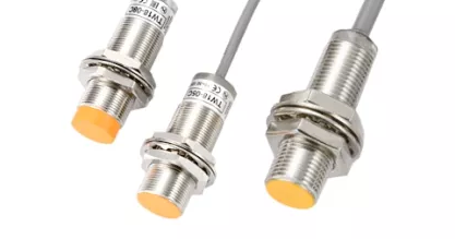 Iндуктивный датчик Fotek TW18-08CB